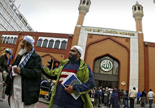 PWestoff's tweet image. 50% of Britain's 2K+ mosques are Deobandi (Pakistani, hard-line) or Salafist (Saudi, hard-line).

The majority of the biggest mosques are Deobandi/Salafist.

Most Islamic countries around the world view Deobandi/Salafist ideology as extreme &amp;amp; close down mosques which promote it.