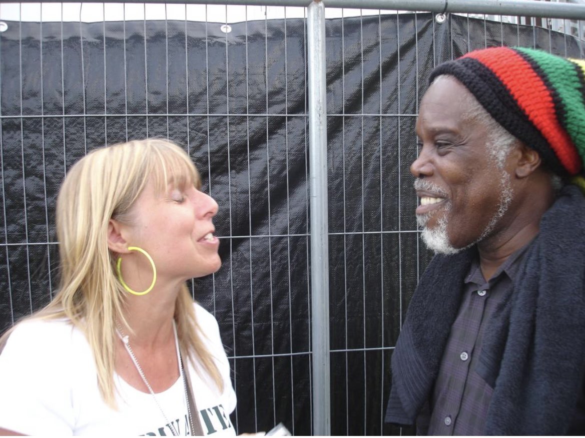 Happy Birthday for yesterday to one of our favourite people - the incredible Billy Ocean ! 🎉🎉 Here’s the last time we interviewed him - a phone chat where Billy was just as lovely as ever ➡️ youtu.be/GXdS3jinmAE?si…
❤️🎵