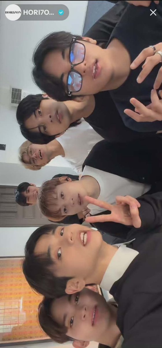Complete ang PITO

#HORI7ON #호라이즌
<a href="/HORI7ONofficial/">HORI7ONofficial</a> 
<a href="/HORI7ON_twt/">HORI7ON member</a>