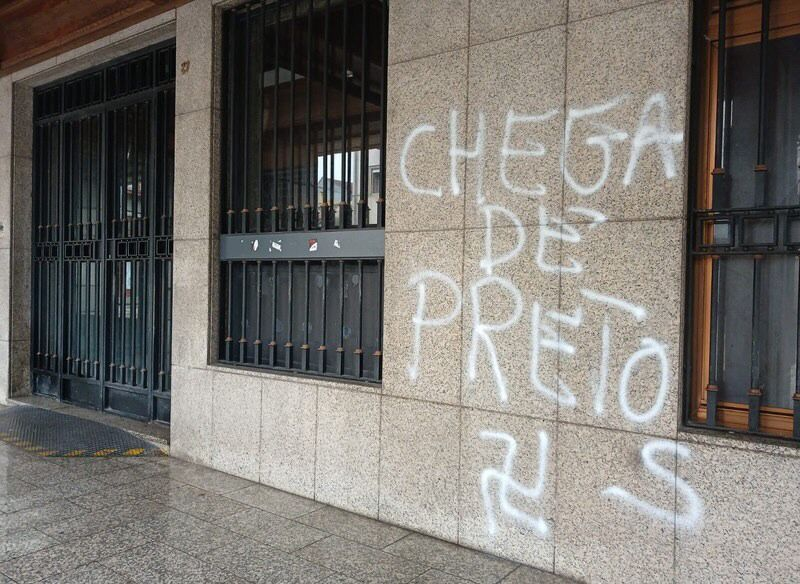 Guimarães no dia a seguir a deterem dois membros do 1143.