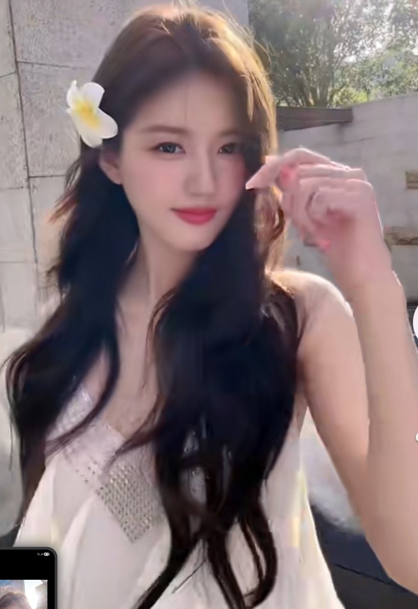 #ZhaoLusi✨️

January  2026  💜   August  2023