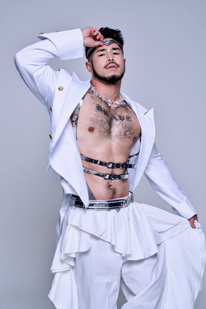 brush_party's tweet image. Brush -8th Anniversary-
『Silver Millennium』
2026.02.06 Fri.
Open 22:00～

VENUE  @AiSOTOPE_LOUNGE 

ENTRANCE FEE.
Door ￥4,000-
9monsters or Twitter Follow&amp;amp;RT ￥3,800- 
Early Entrance 22:00～23:00 ￥3,500- 

Cover Model BRAVE
photo by uto.