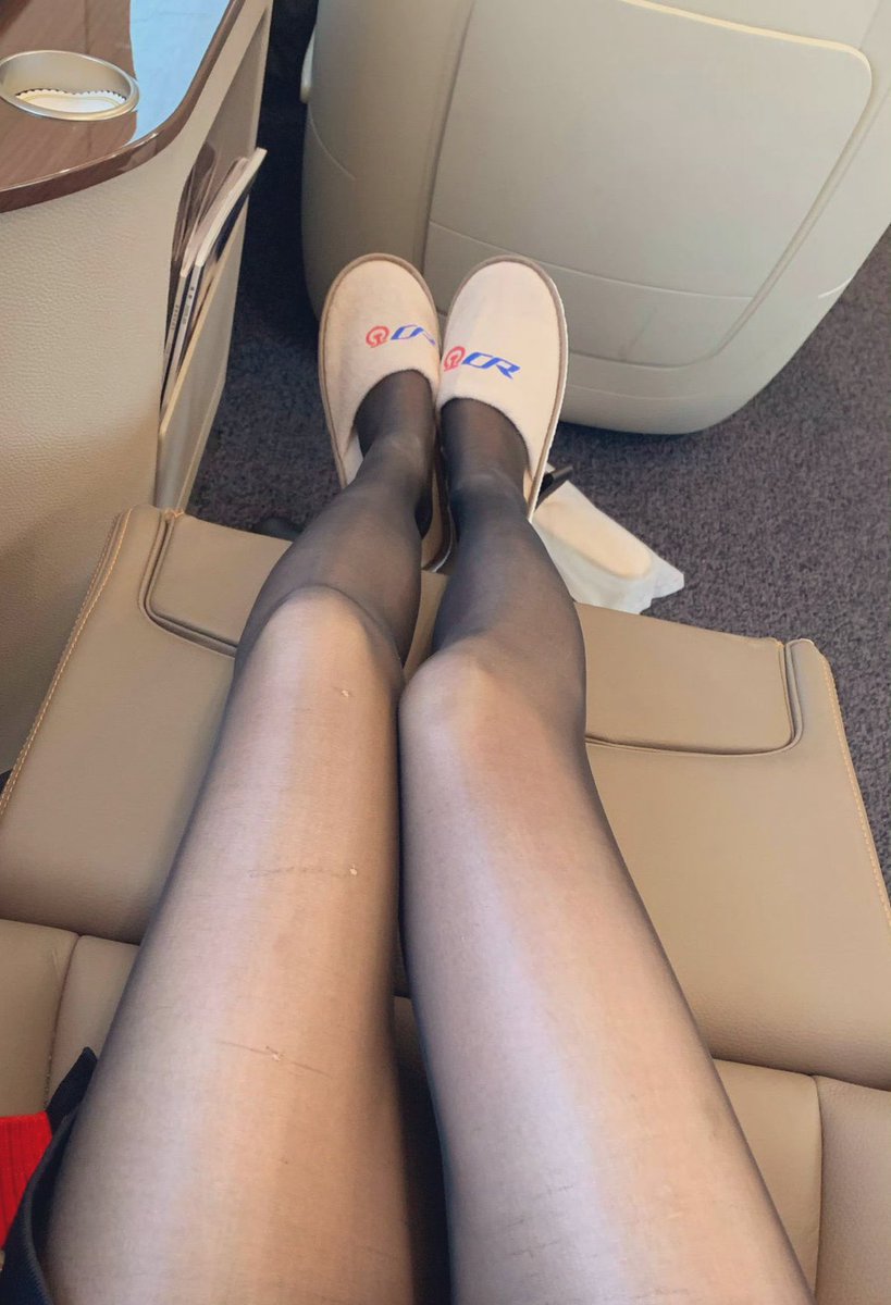 骚货又想跟男人聊骚了 来点年轻男大 能对着这骚狗照片喷射的 丑的别来 颜值武器在线的dd #太原 #少妇人妻 #母狗调教日记