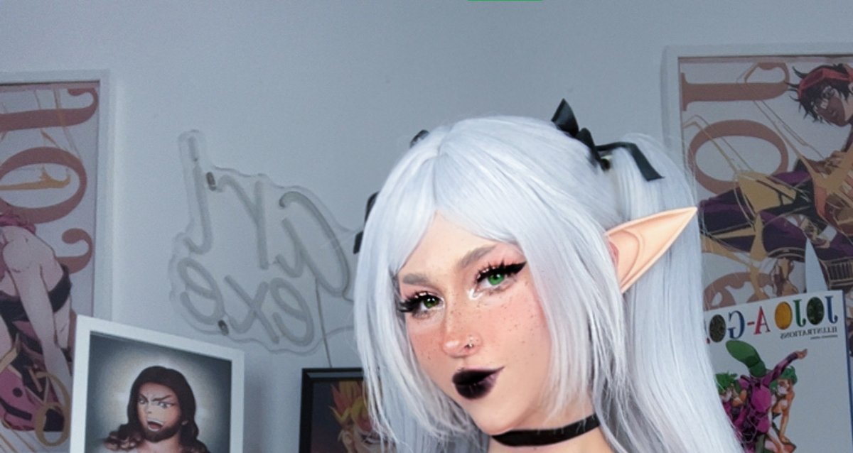 Tap the post for goth Frieren