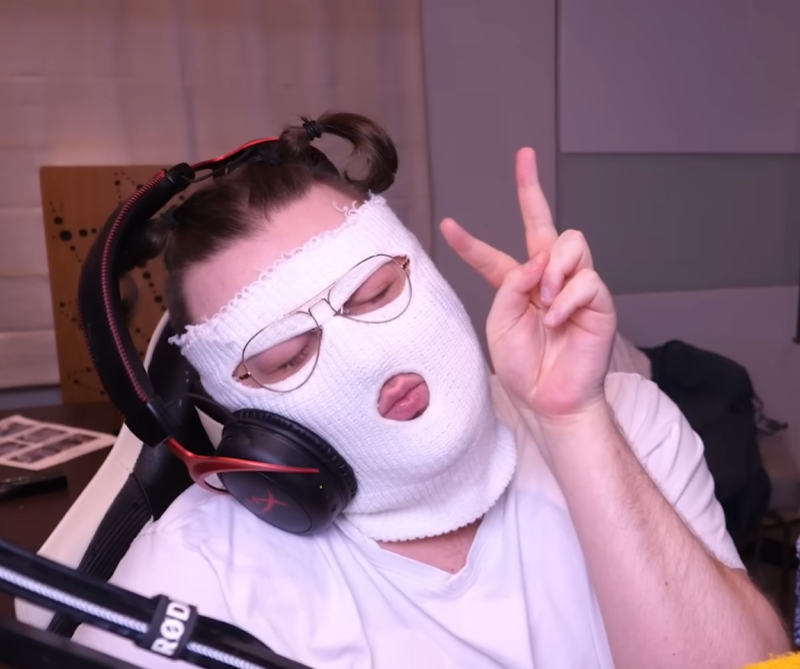 Chodeslayerxd's tweet photo. @anomalyxd https://t.co/ZmAXfnEztE
