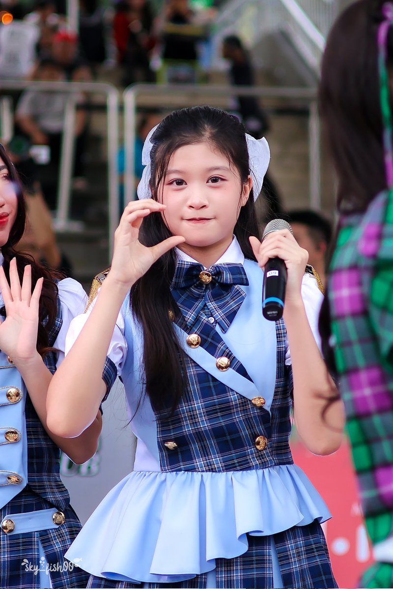 sky_fish00's tweet photo. ⭒。♡₊ 𝓢𝓽𝓪𝓫𝓵𝓮 𝓱𝓪𝓹𝓹𝓲𝓷𝓮𝓼𝓼 ₊♡ 。⭒
@isabel_klp48
🐟 28.12.25
🫧 Jingle Jam Christmas 2025
📍 Lalaport BBCC
#KLP48 #klp48isabel #isabelklp48 #jinglejamlalaport #アイドル https://t.co/SkulqVFdmW