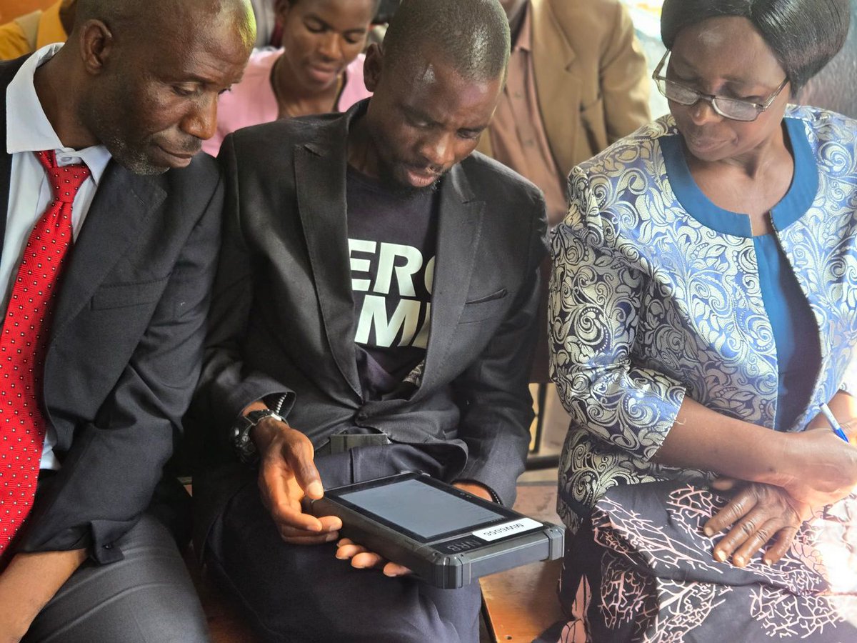 Every child counts. We're supporting <a href="/NRBMwOfficial/">National Registration Bureau-Malawi</a>’s Birth Registration Campaign targeting 7.5M by training teachers to register children with a Unique Identification #. Thanks to our partners <a href="/NorwayinMalawi/">Norway in Malawi</a>, <a href="/EUinMalawi/">EU in Malawi 🇪🇺</a>, <a href="/IrlEmbMalawi/">Ireland in Malawi</a> &amp; <a href="/MalawiGovt/">Malawi Government🇲🇼</a>. Registration begins 26 Jan.