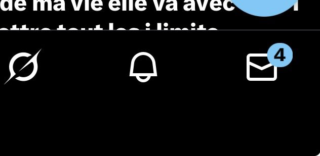 _aichv's tweet image. Je ne amsait pas qui m’a envoyé des msg mais sache que ça ne s’affiche pas quand j’essaie de rentrer dans message