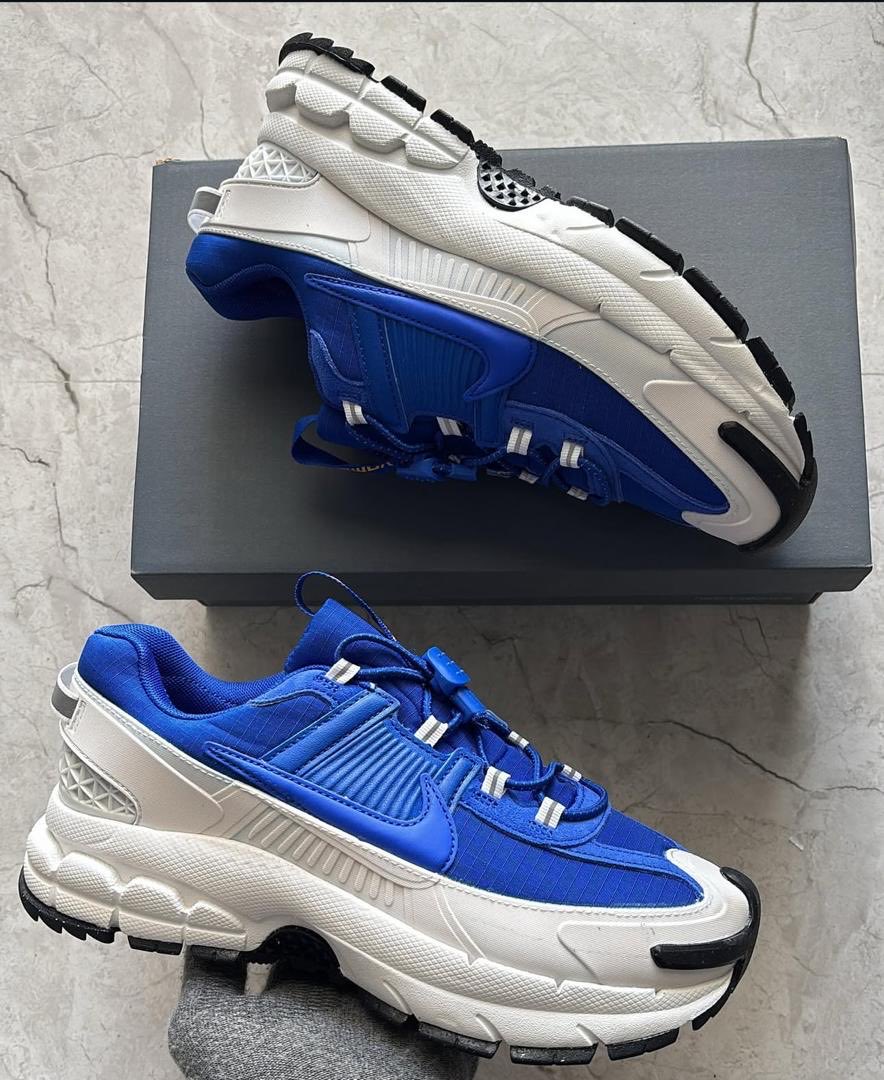 For all your sneakers ! Contact us on 0n WhatsApp 0556657702 to place orders…
Nationwide delivery