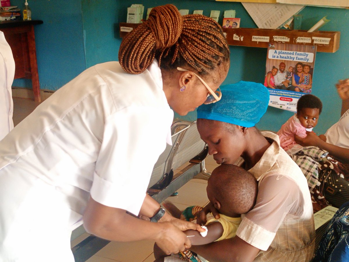 osphcda's tweet photo. Every time a mother immunizes her child, she’s giving one of life’s most precious gifts—health!

Don’t let misinformation stop you. Visit the nearest PHC facility to get your child vaccinated.

Vaccines are safe, effective, and free.

#VaccinesWork 
#SupportImmunization https://t.co/vkWJ1v7h2e