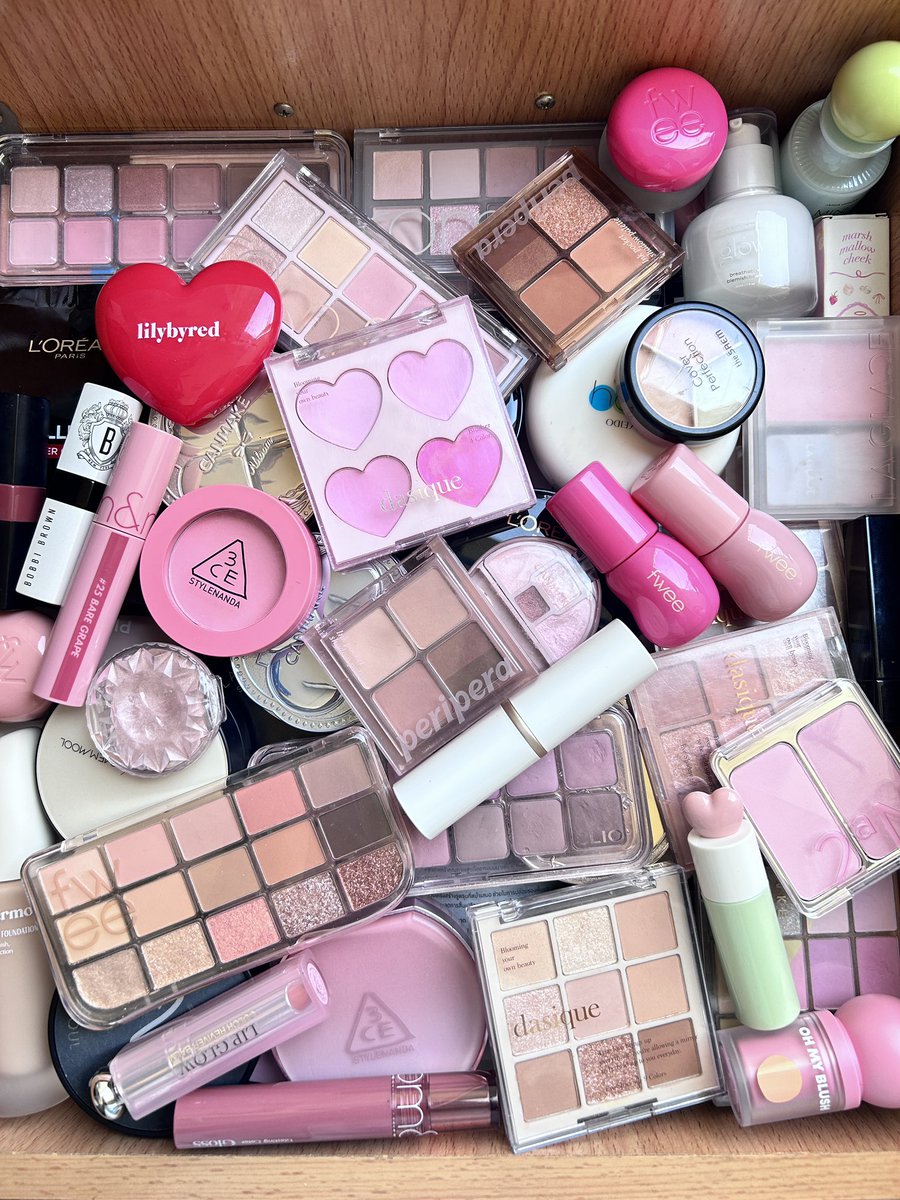 🎀ส่งต่อ คสอ มือ1-2 ค่ะ 🫧✨🍒

ค่าส่ง50 รี+ฟอล+ปัก ลด 10 📦🧸✅
ลงของพรุ่งนี้ 23/01 เวลา  18.00💖🙏 

#ส่งต่อสกินแคร์ #ส่งต่อคสอ #ส่งต่อคสอมือ2 #คสอมือสอง #ส่งต่อเครื่องสำอาง #ส่งต่อเครื่องสําอางมือสอง #เครื่องสำอางมือสอง #ส่งต่อเสื้อผ้ามือสอง #ส่งต่อเสื้อผ้า