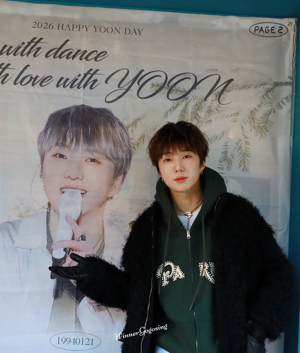 승윤이 생카를 준비 하는과정은 너무 행복한 시간이였어요🙏 카페에 찾아와주신 모든분들 진심으로 감사합니다 🙏 광주 티켓추첨 2분이 기권해서 가고픈 분 순착수 띠엠부탁드려요 💕 
#강승윤 #그렇게_해피엔딩_승윤_이야기라네
#STAY_WITH_YOONDAY
#StayWithLoveWithYoon