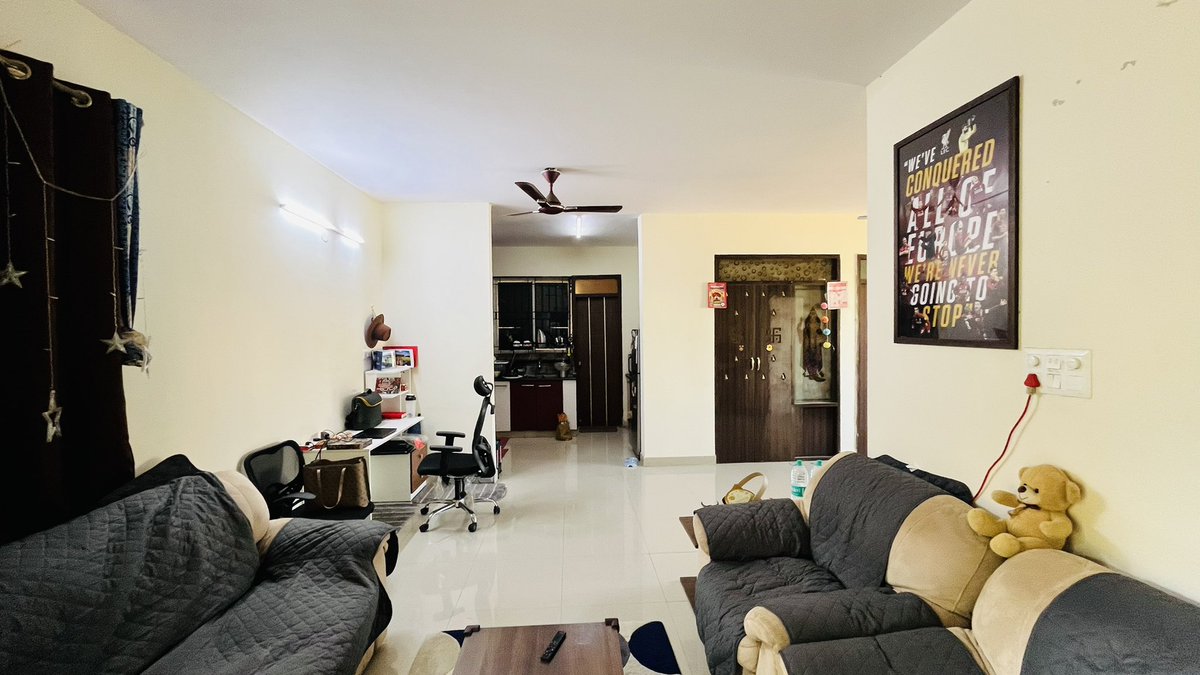 abhiator_'s tweet photo. Looking for a flatmate for a room with a private balcony and unattached-but-dedicated washroom in a semi-furnished 2bhk in Isha Casablanca, Kadubeesanahalli. Details for the room:

Move-in date: 1st Feb
Rent: 20k
Maintenance: 2664
Brokerage: 20k
Deposit: 60k
Cook: 3k
Maid: 1250 https://t.co/NZ6Daz7sXE