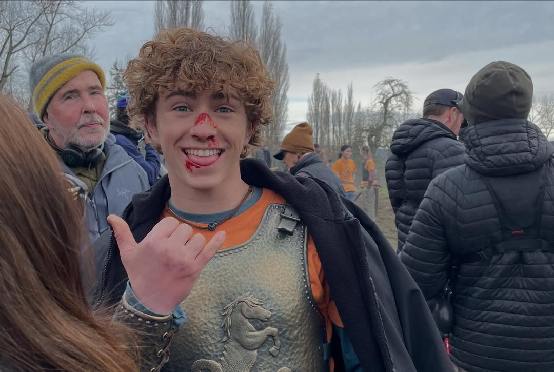 withpotterr's tweet image. walker em novas fotos postada pelo aryan🫶