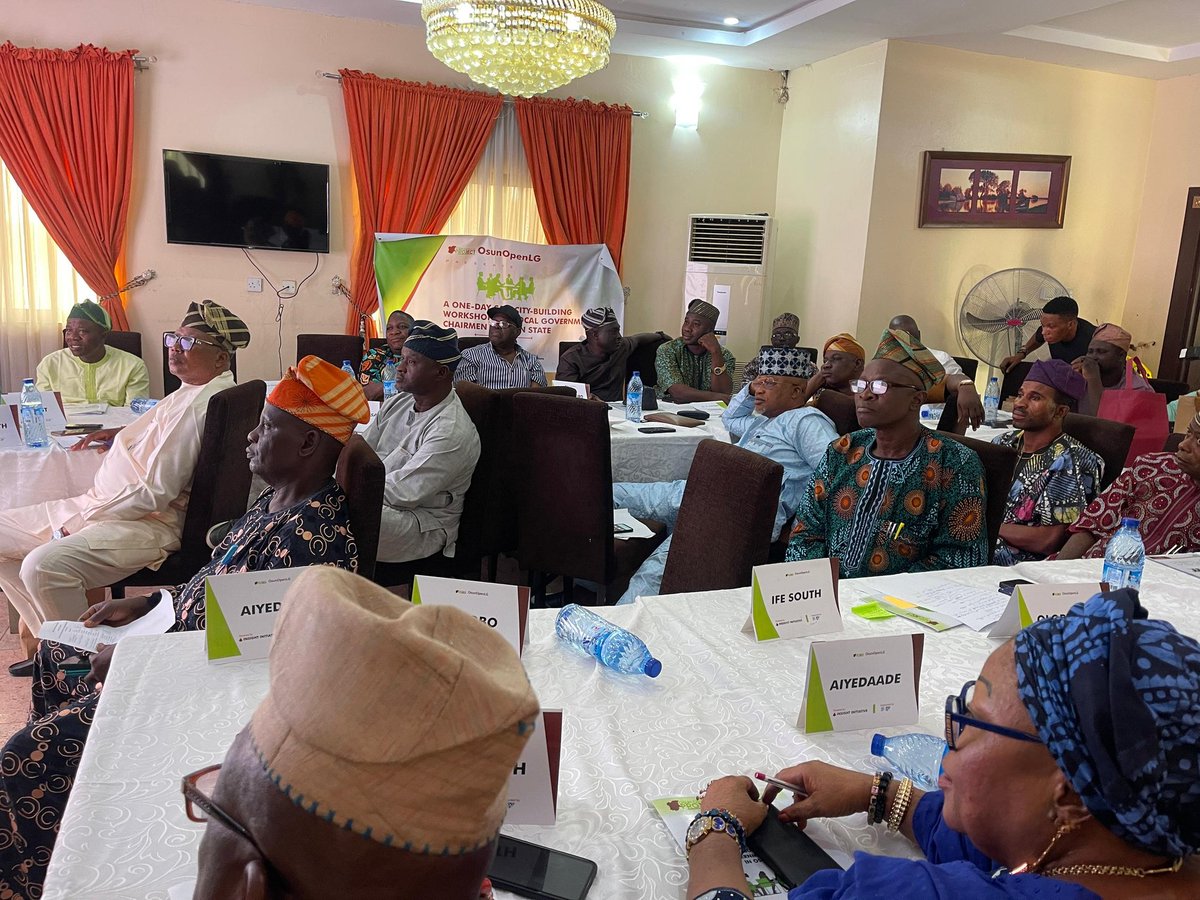 Last week, as part of #OsunOpenLG Project supported by <a href="/ng_youthfund/">Nigeria Youth Futures Fund</a>, we trained local govt chairmen in Osun State on participatory budgetting, procurement process and civic engagement. The training was an eye-opener for council bosses.

We also walked through how Amoye works.