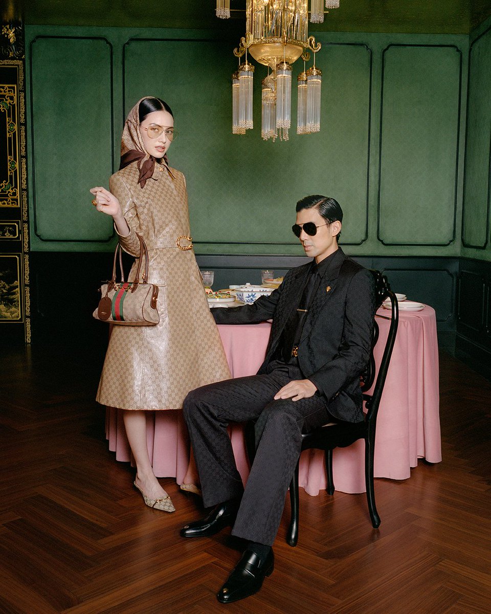 GUCCI ジャガード織　フラワー　アンサンブル★セットアップ GUCCI ジャガード織 フラワー アンサンブル☆セットアップ