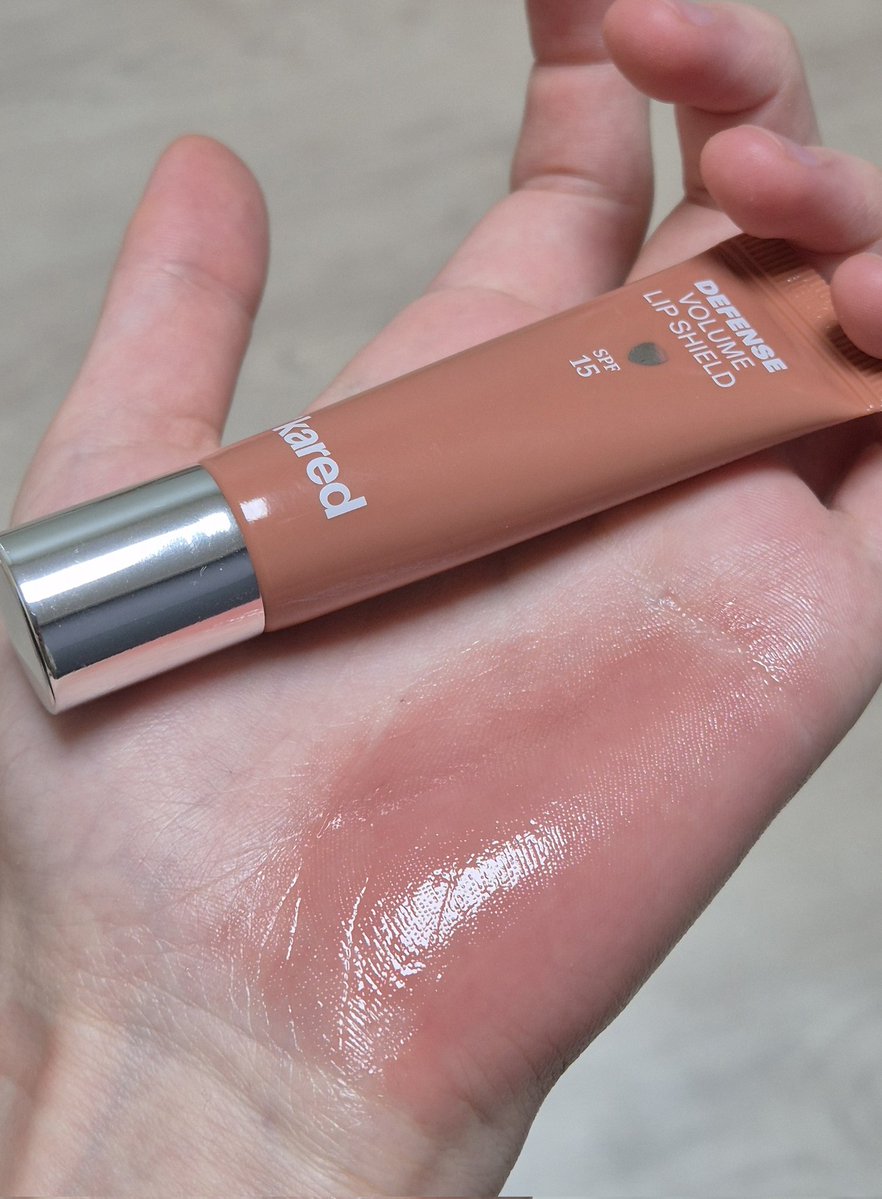 #제품제공 #rt이벤트
케어드 PDRN 오트밀크 세럼 &amp; 디펜스 볼륨 립쉴드(카인드베이지)

#rt 해주시면 오트밀크 세럼을 1분께 보내드립니다!

호호뷰티님이 공동개발하신 제품이고, 속건조 해결 끝판왕이라고 해서 엄청 기대하면서 썼어요🤤 (심지어 증정인 립세럼까지 예쁨)

타래로···