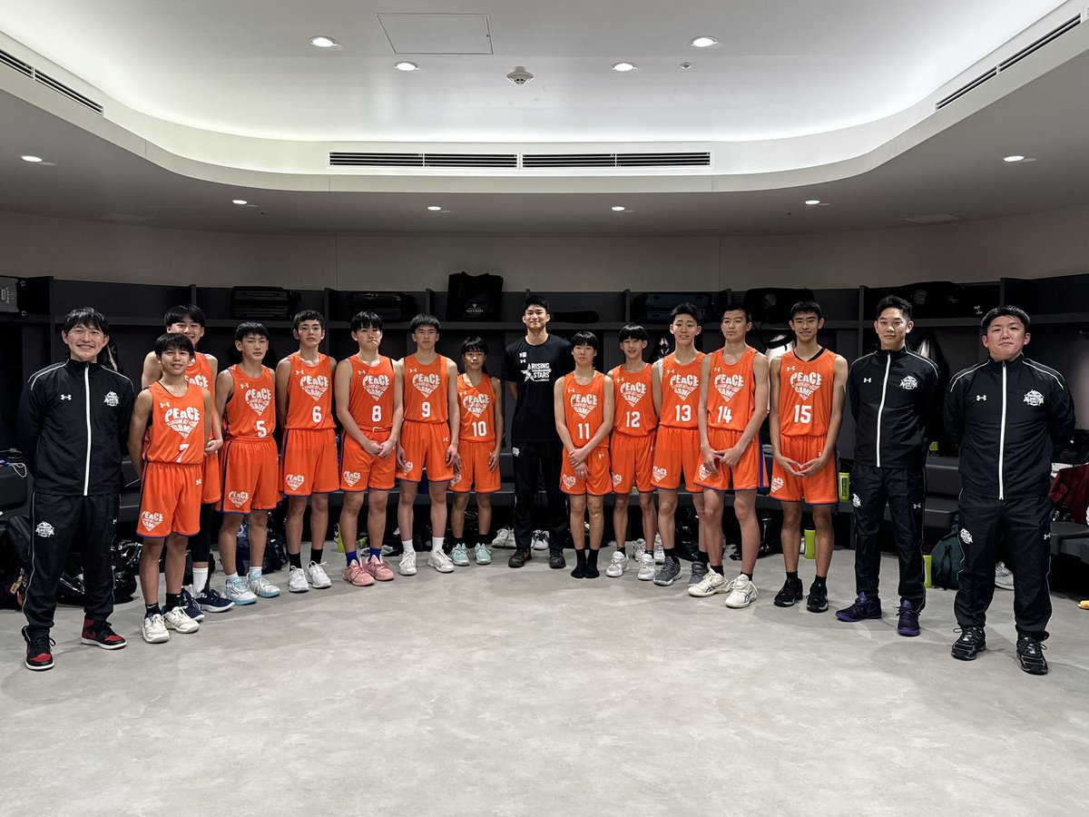 🌈#Bリーグオールスター の思い出📸

広島県U15選抜チームと記念撮影🧡
ありがとうございました🤝🏻

#三遠ネオフェニックス #Bリーグ #りそなグループ