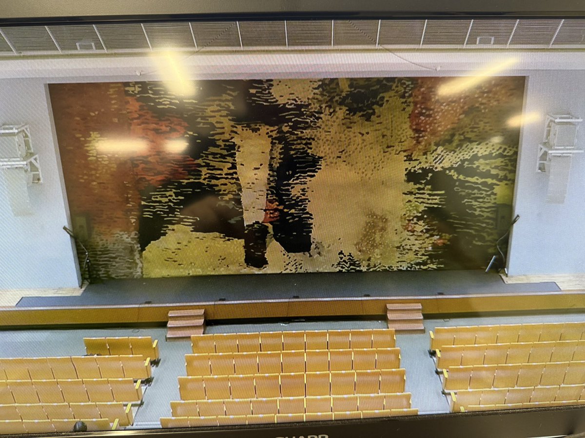 #めぐみへの誓い 
新年は東京からスタートでした。
いっぱいのお運び、ありがとうございました。
関心を持っていただけることが何よりの応援です。
今日を皮切りに大阪、徳島、岡山と4連チャン。頑張ります。