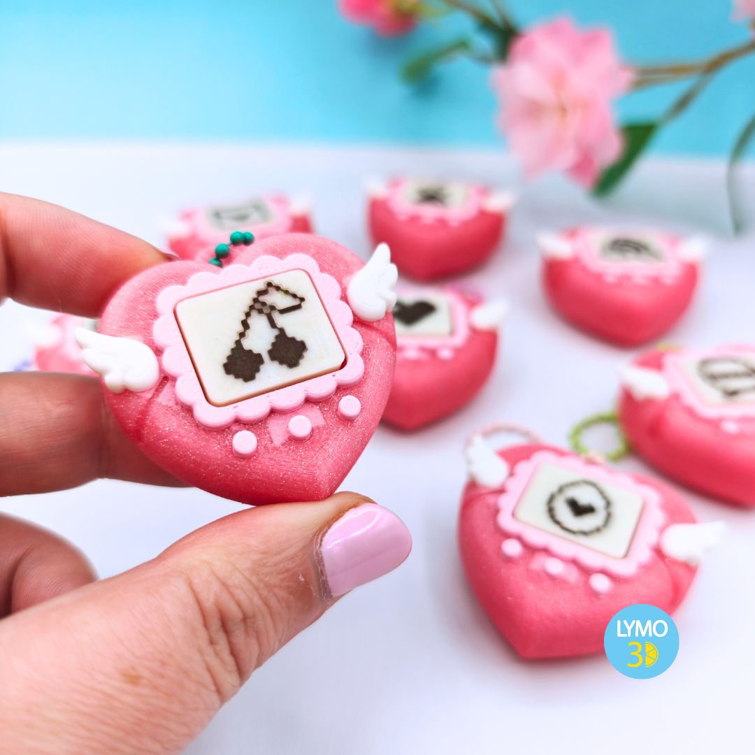 lymo3D's tweet image. Customizable Heart Clicker Keychain – Magical Wings, Kawaii Fidget Gift etsy.me/49xLA4f