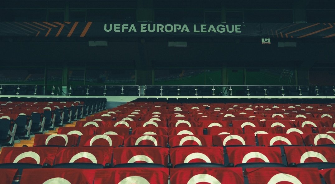 Bu akşam dünyanın gözü önünde tam 45 bin Türk bayrağı dalgalanacak. Önce vatan önce bayrak anlayışıyla bu örnek davranış için <a href="/Fenerbahce/">Fenerbahçe SK</a> ve yönetimine çok teşekkür ediyorum. İyiki FENERBAHÇE 💛💙💛💙
#TürkBayrağı