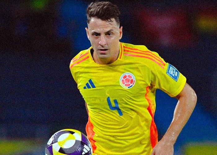 📊 Santiago Arias (13/1/92) disputó 35 encuentros con Bahia en 2025 (en 23 completó los 90’).

▶️ Atlético de Madrid y PSV fueron los clubes donde tuvo más participación. 

➡️ Selección Colombia: 65 partidos (19 clasificación mundial, 12 Copa América, 7 Mundial, 27 amistosos)