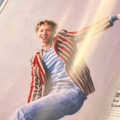 heycoertis's tweet image. i love bubbly martin so much :(((