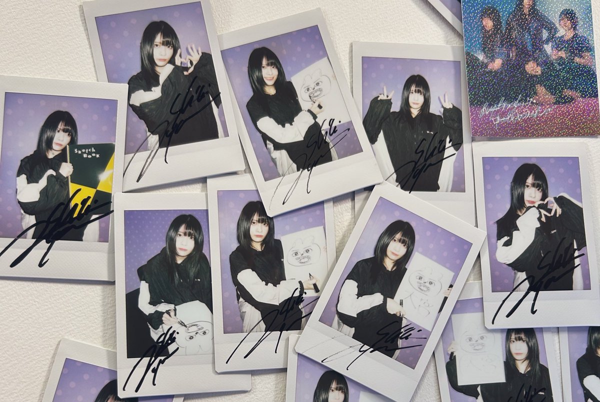 今日のチェキ、物語性あるからオススメ(サイン入りレア😸キラカードも