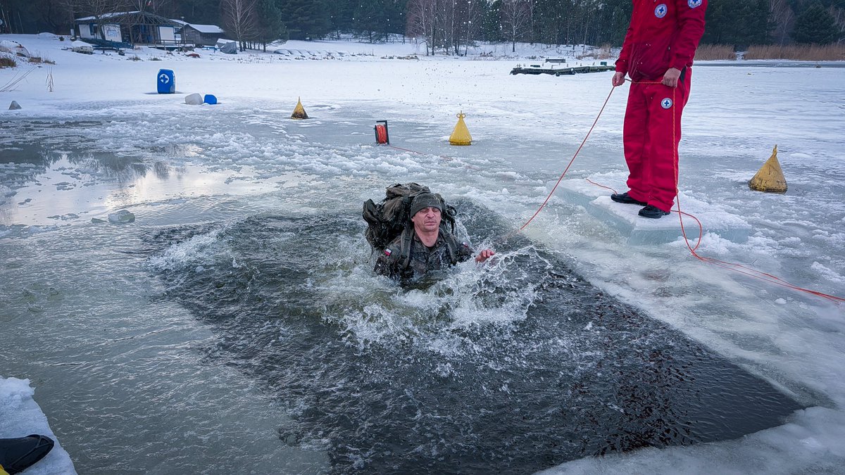 25 BKPow. tweet media