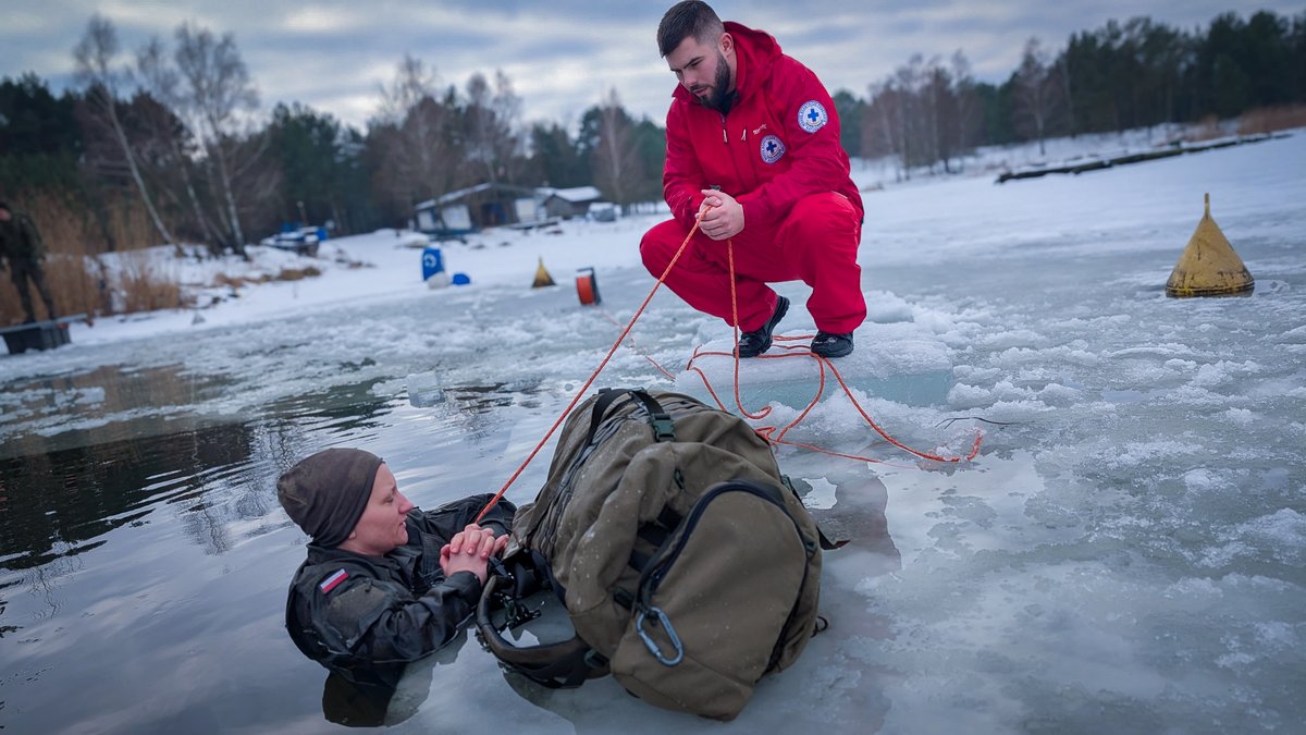 25 BKPow. tweet media