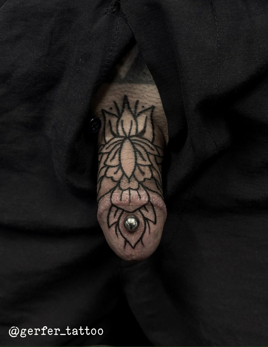 Ornamental piece. Thanks!! DM for bookings 🤘 #tattoo #penistattoo #dicktattoo #tattooedpenis #gerfertattoo