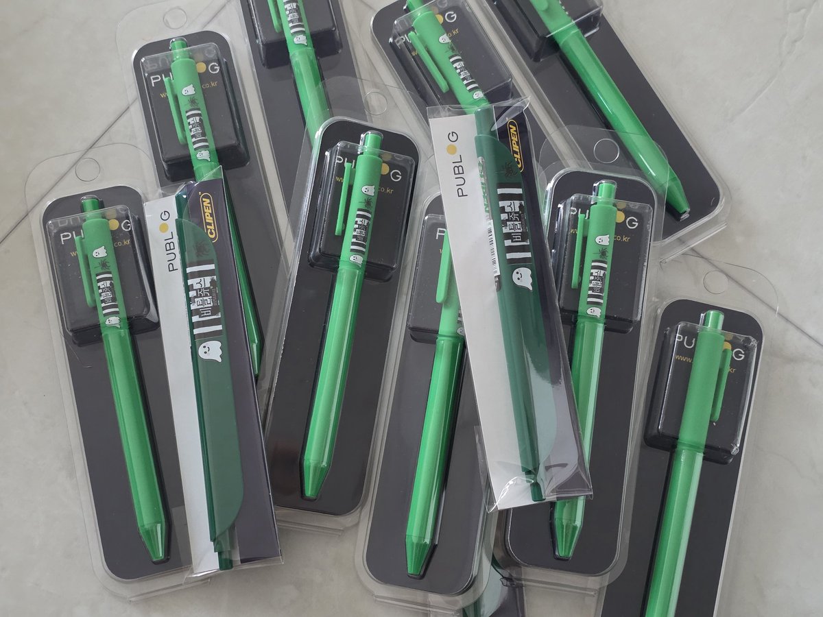 💚비틀쥬스 볼펜 무인나눔합니당

일자 : 1/24 (토) 밤공전
(시간, 장소 추후 타래로 공지)
수량 : 젤볼펜(9),클립펜(3) 총 12개

수량이 적으니 1인 1개씩만 가져가주세요🧟‍♂️