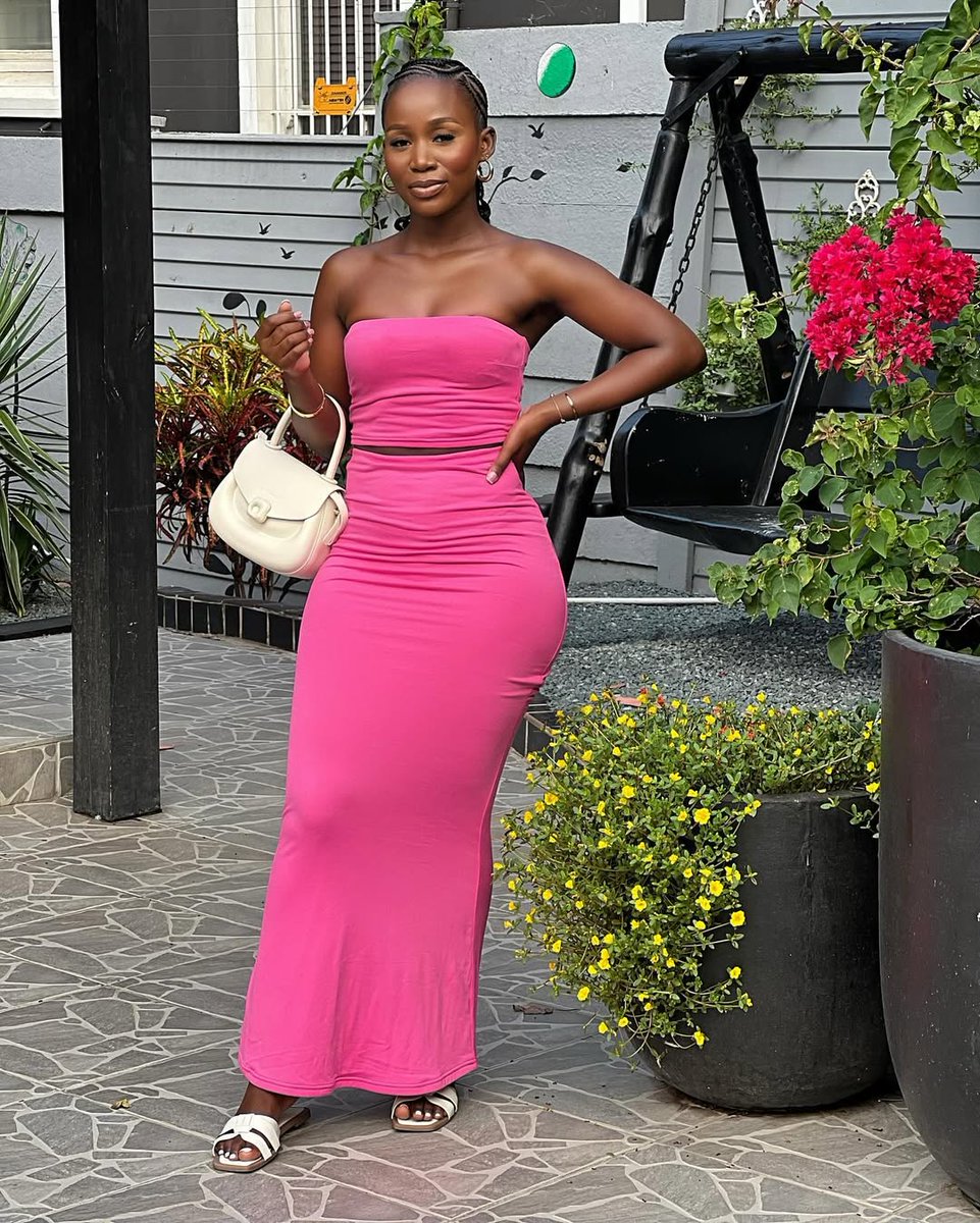 If pink makes you happy, this is your sign 💕 Styled by <a href="/lungelonkosi/">Lungelo Nkosi</a>. Don’t forget: LUNGELONKOSI = 15% OFF at checkout! <a href="/lungelohnkosi/">lungelonkosi</a>  #imprecca #impreccababe
imprecca.com/products/loung…