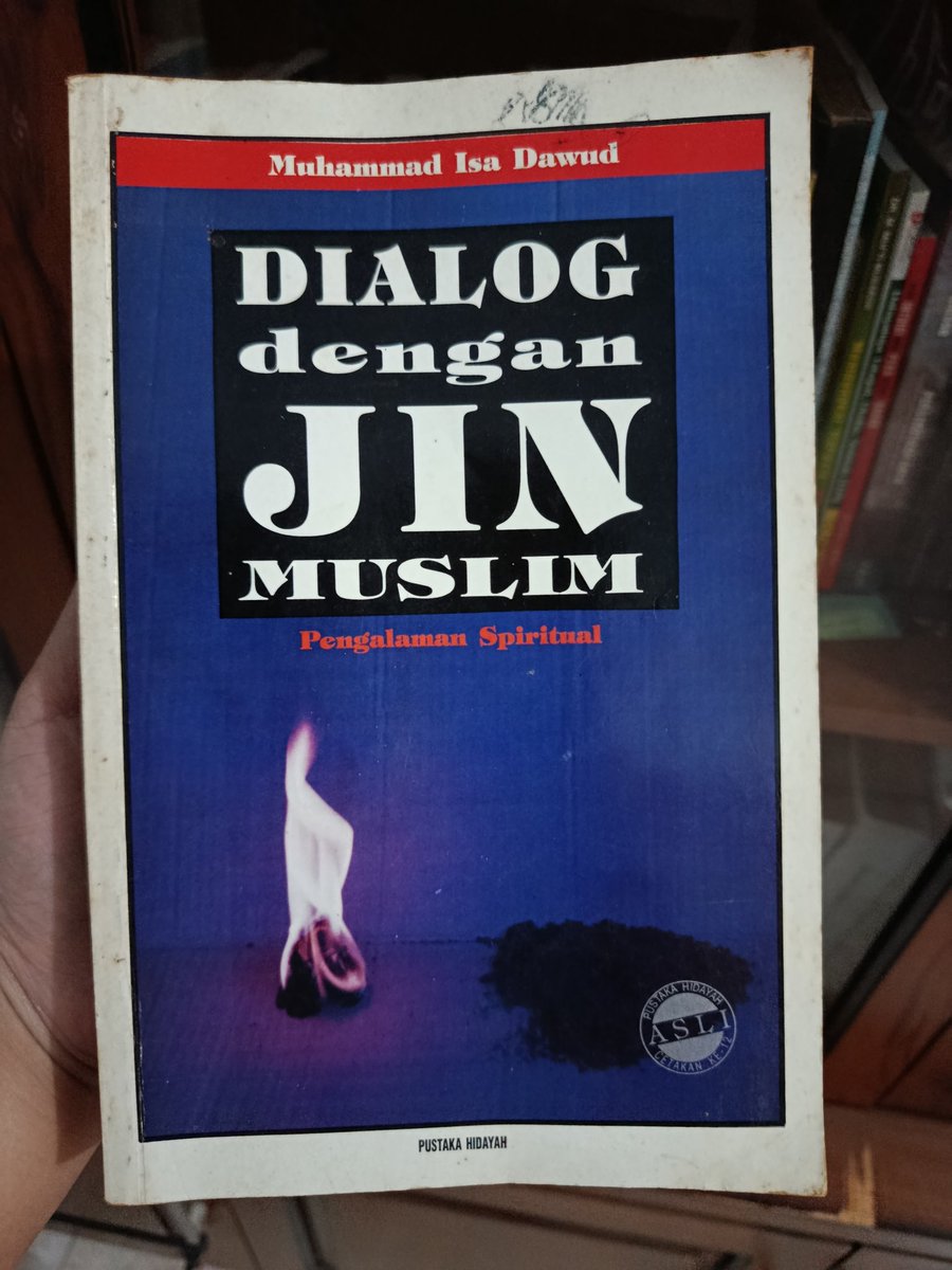 ada di rak bapake 😭😭🤣