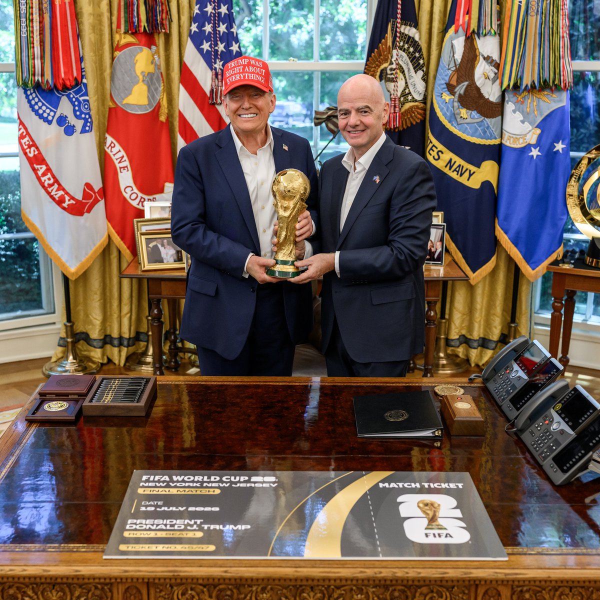 idextratime's tweet image. 🚨 NEW : Amerika mau caplok Greenland, negara Eropa pertimbangkan boikot Piala Dunia 2026? 😦

Upaya Trump untuk menjadikan Greenland sebagai wilayah Amerika telah memperburuk hubungan yang sudah tegang antara AS dan Eropa.

Jika UEFA bersatu dan benar-benar menolak partisipasi…