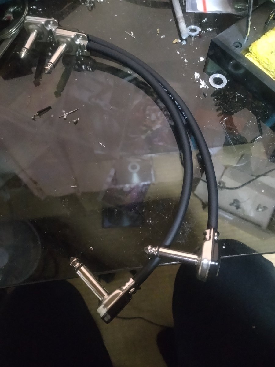 いい加減作るかと思い、ようやく作ったんだけどアホみたいに作りやすくて笑った

因みにMogami 2524とReanのパンケーキプラグで作成しまんた