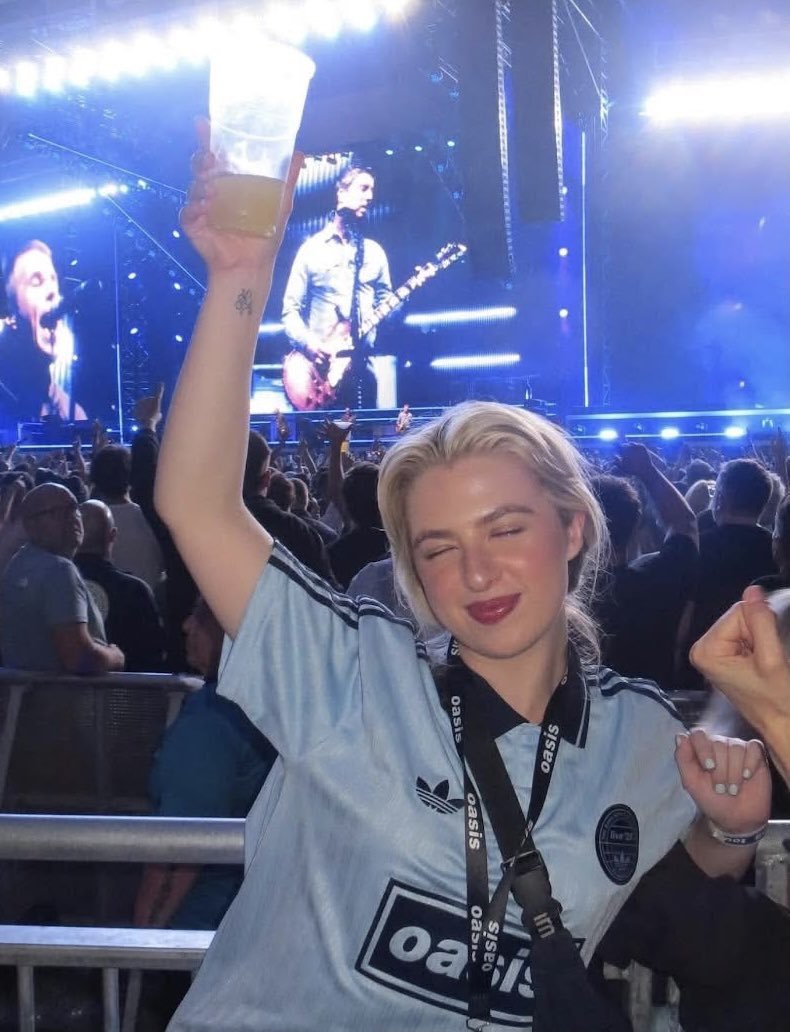 OasisPlanet_'s tweet image. NOEL GALLAGHER Says His Kids Had “No Interest” in His Music Until OASIS Reunion.

“My kids showed virtually no interest in my job up until the night in Cardiff [Oasis’ first reunion show,” Noel said during a new interview on Radio 5’s Football Daily.

“They went from never seeing…