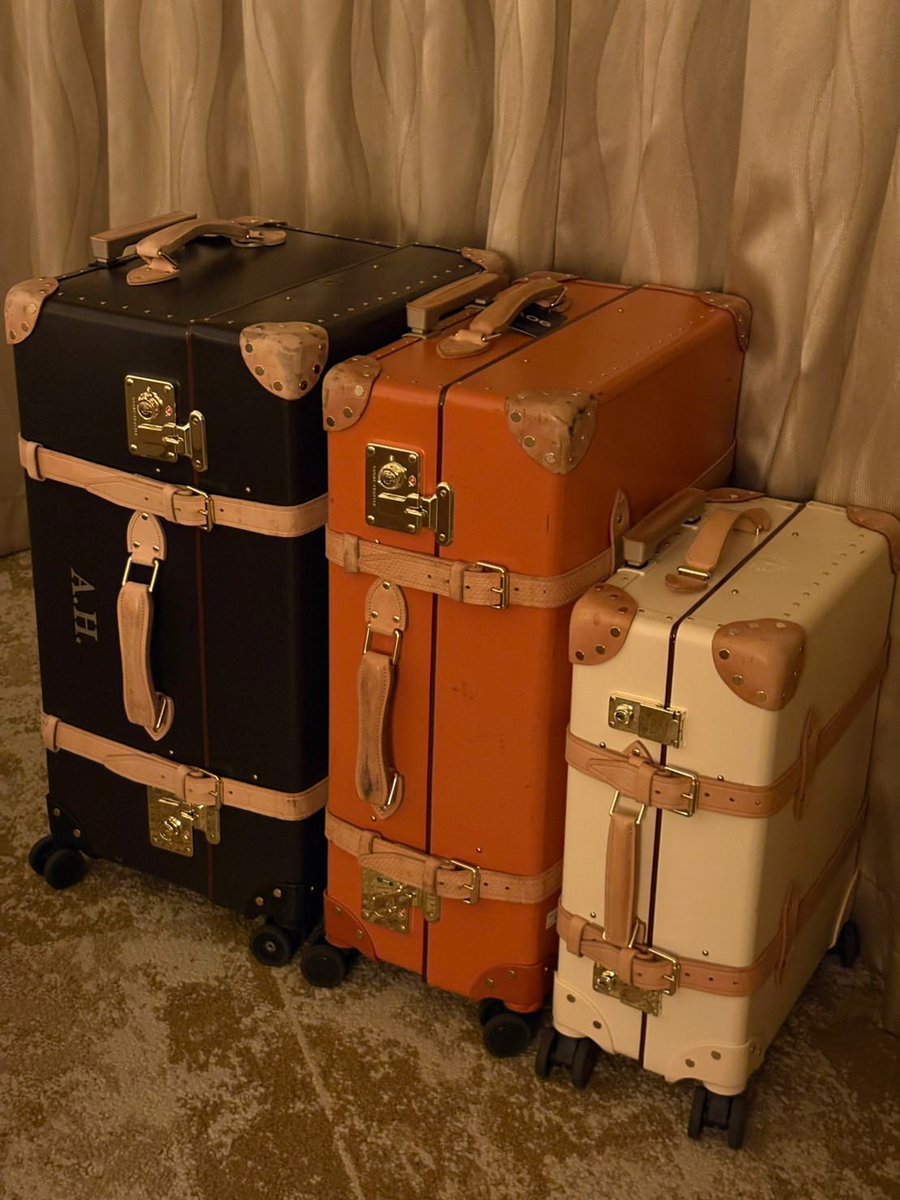 憧れるなぁこれ✨
しかもイニシャル入りやん😆
でも韓国の駅の階段には向いてないw
#TREASURE #ASAHI