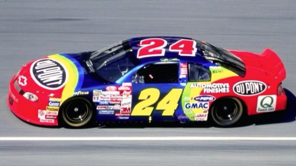 LegendsNascar's tweet image. 2️⃣4️⃣ days until the #Daytona500 🏁 

Jeff Gordon - 1999 🏁 #500Winner