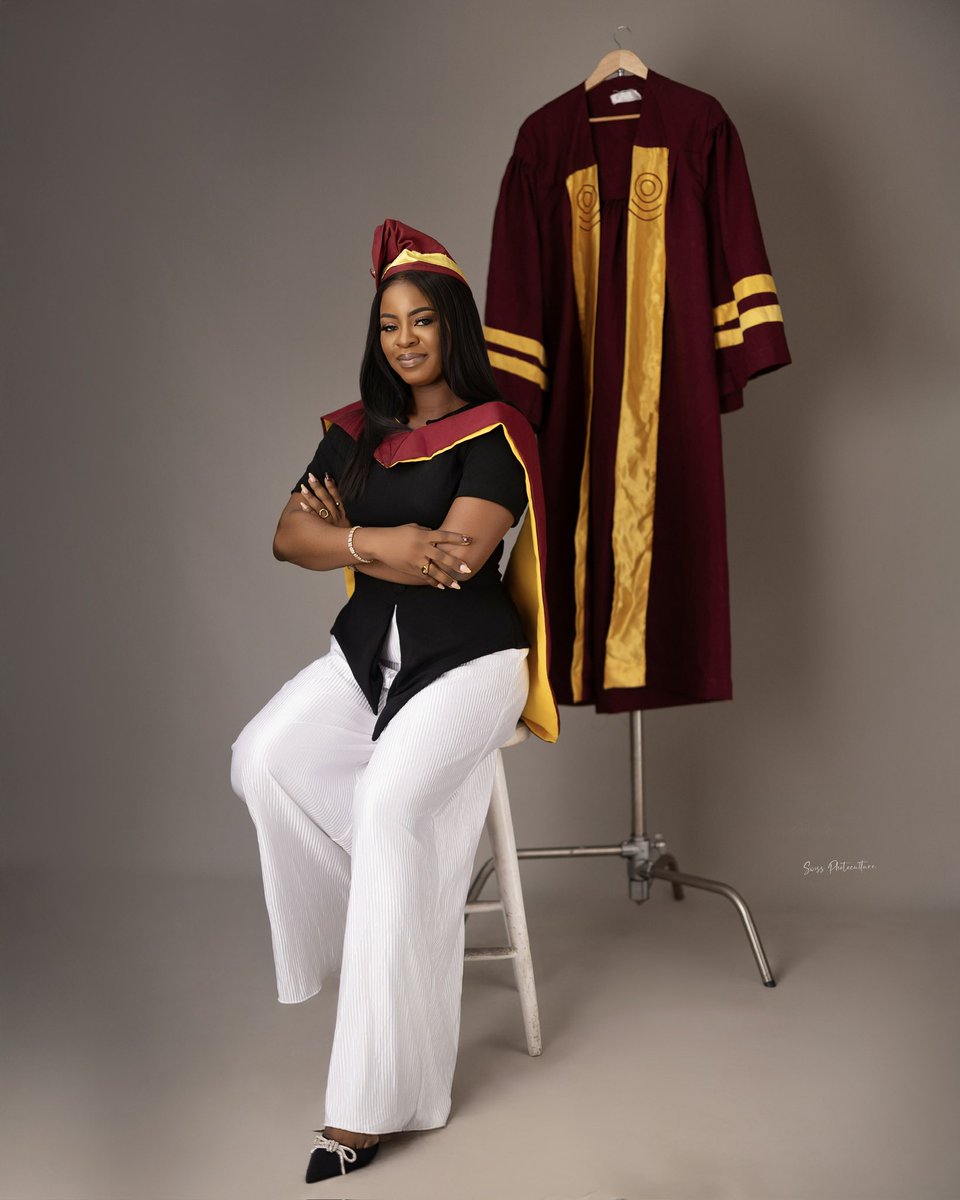 0xYinka's tweet photo. Hey!! I am not the graduand, I am the graduand's husband!!! 

Her last birthday, I was gushing about her accomplishments and guess who has added another ring to her infinity stones??? 

4.48/5.0 (Unilag 😌😒)

M.A. Mrs. Oyindamola Ahmed. https://t.co/RiKWZJEi4w