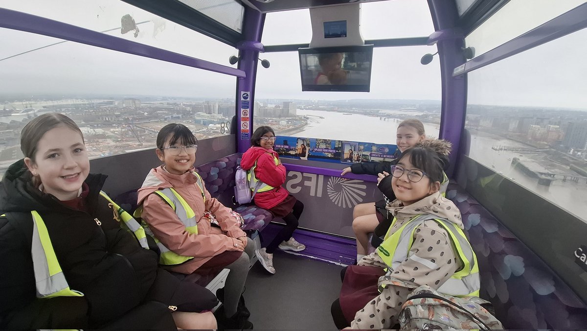 Cheam Fields Primary tweet media