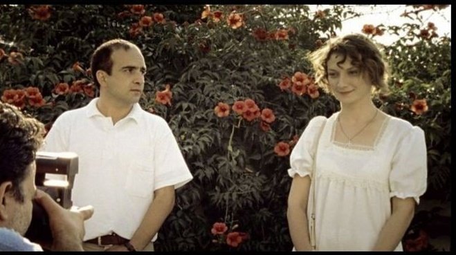 "Sen yanlış anladın beni. 
Ben bana yaptıklarına değil, yapmadıklarına gücendim aslında. Mesela "aramadın,sevmedin, özlemedin, dönmedin.."