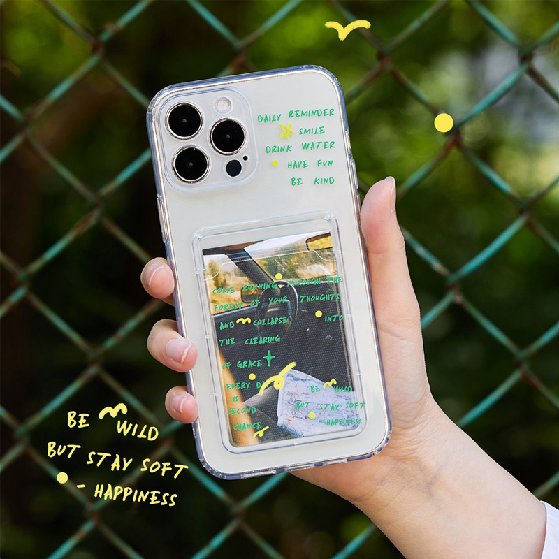 nuvecor's tweet image. 👉nuvecor.com👈
英文プリントチェキサイズカード収納ポケット付きクリアスマホケース(2色展開)
#iPhoneケース #スマホケース #iPhone17ケース #映えアイテム #スマホアクセサリー #シンプルデザイン #クリアスマホケース #カード収納付き #英文プリント #グラフィティ風スマホケース