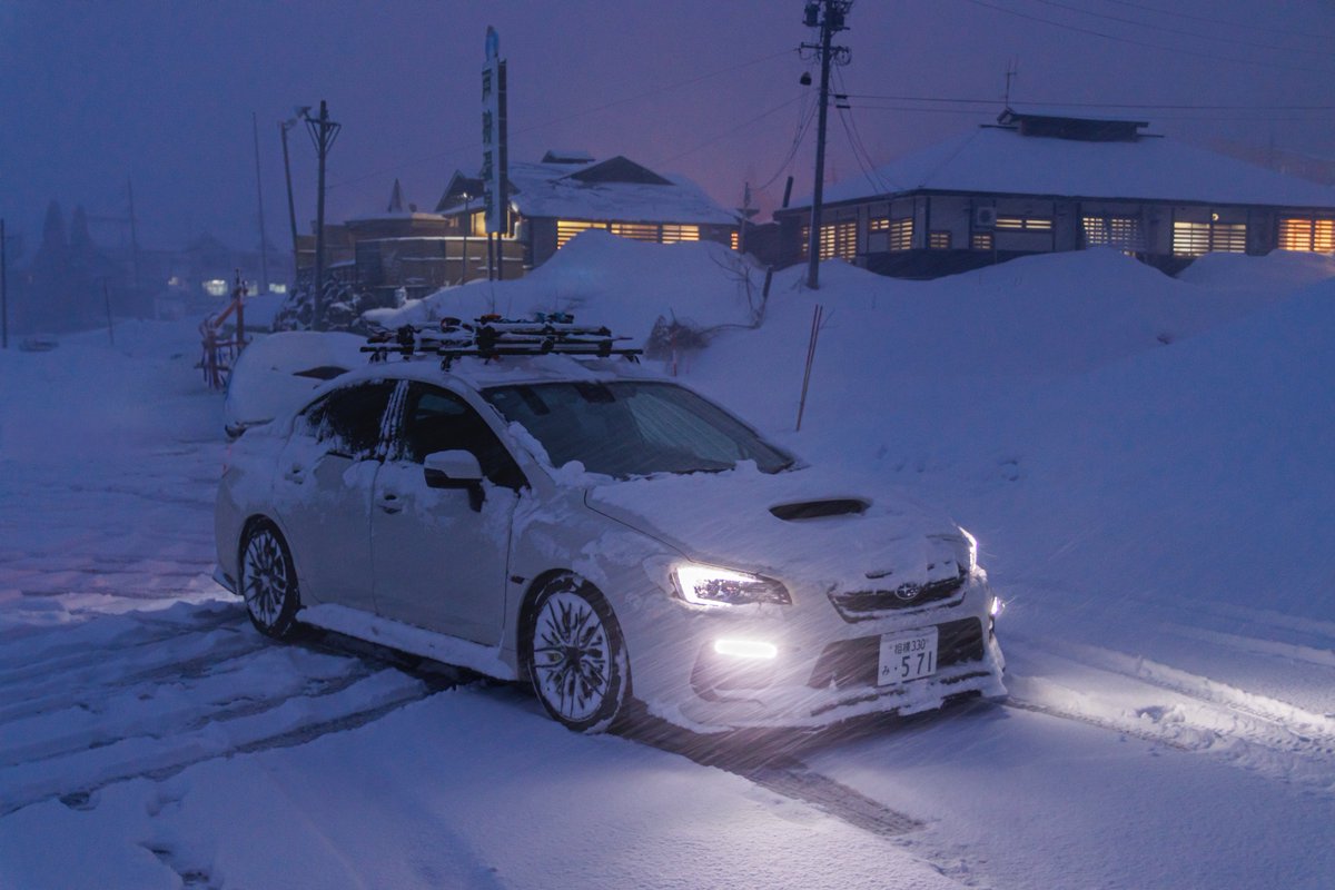 kei_vab571's tweet photo. #SUBARUと雪遊び

スバルに雪は最強☃️ https://t.co/oWATtohrzd