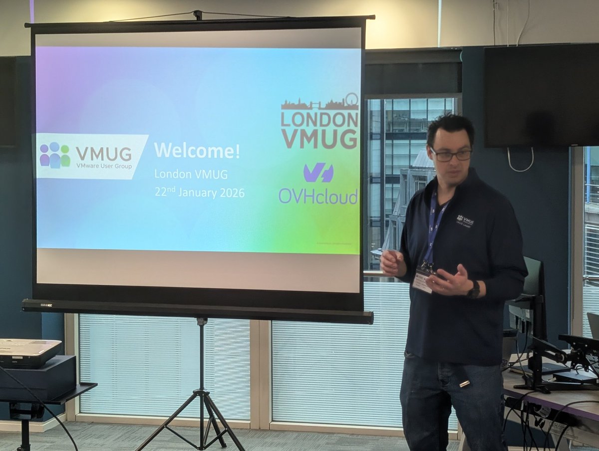 Chris Bradshaw tweet media