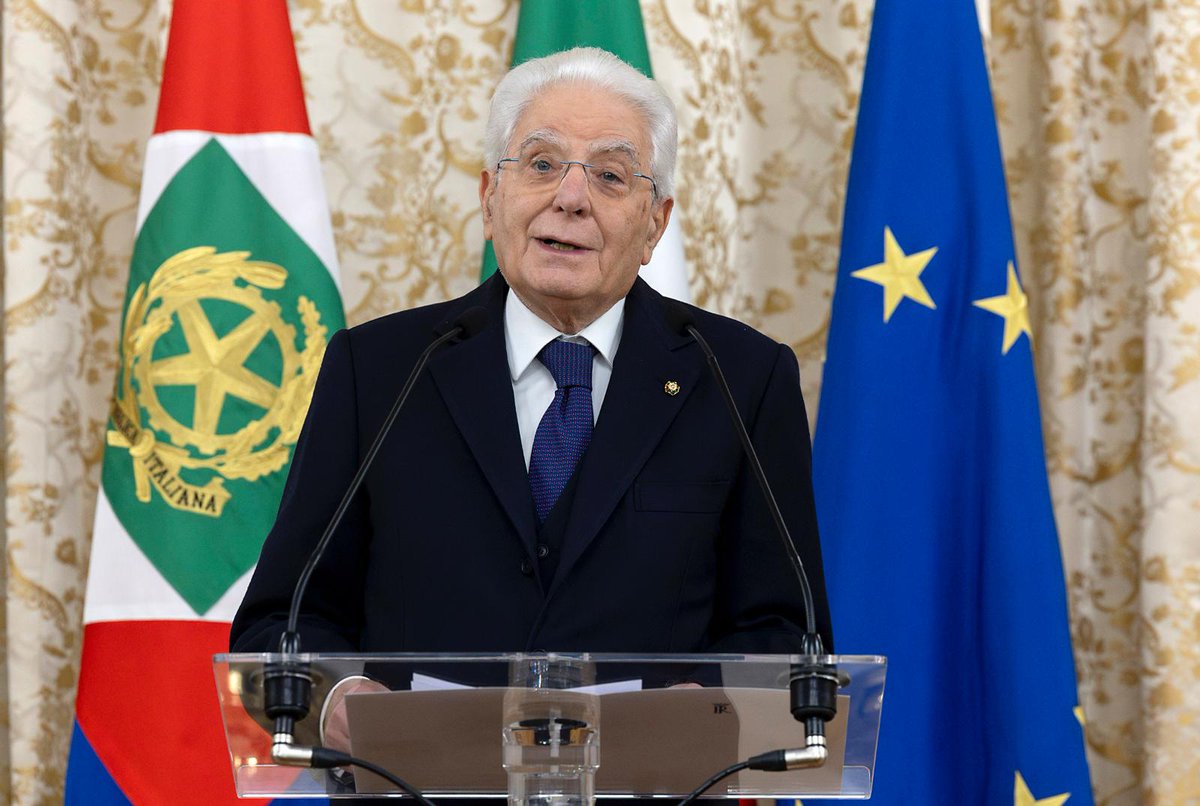 Italy in UK tweet media