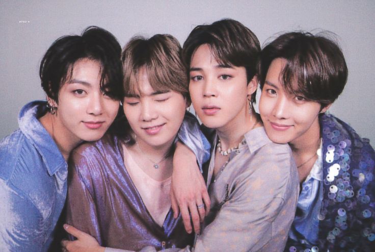 jjksyoongs's tweet image. Yoongi was living his best life at that moment.