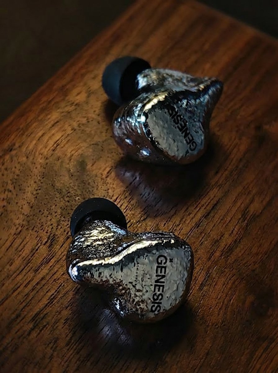 Pure Audio. 💧🎧
👇 Interested in EAA's products?
🌐 Official: earacoustic-audio.com
🛒 AliExpress: aliexpress.com/store/11026996… (The Fragrant Zither Official Store)
#EarAcousticAudio #IEM #HIFI #PureSound #Minimalism