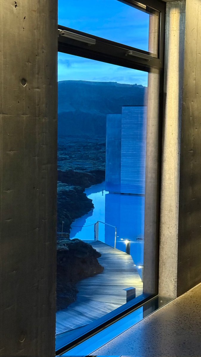 aynya's tweet photo. Even though the air felt cold, I still went for a swim. The cold could not stop me from enjoying the simple joy of being there. https://t.co/JGW0CbpHRS