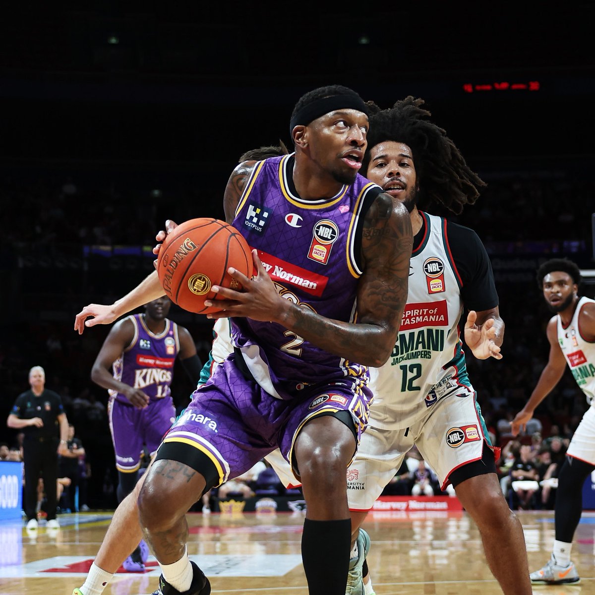NBLPleb's tweet photo. Could not have asked for a better debut for Torrey Craig. 

12 PTS | 4 REB | 1 AST | 2 STL | 2 BLK
4/9 FGM (44%)

Sydney internally screaming they got this bloke. 

#NBL #NBL26 https://t.co/YeDkO17vKL